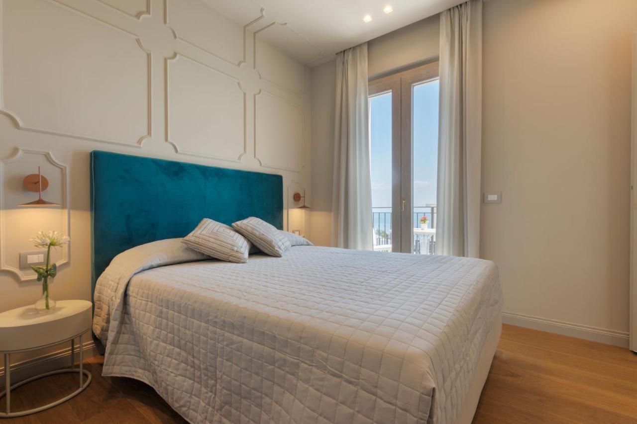 Diecidodici Boutiquerooms Sirolo Buitenkant foto